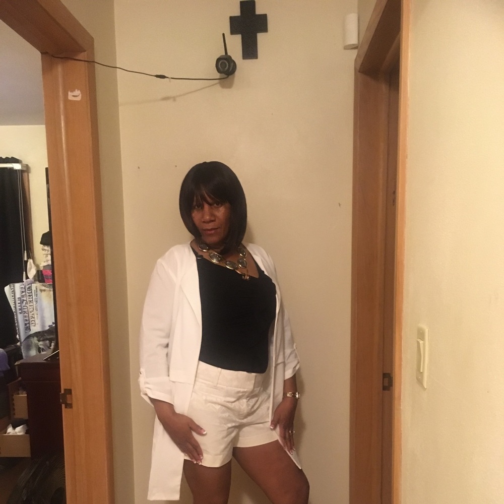 Meet your Posher, Aniya